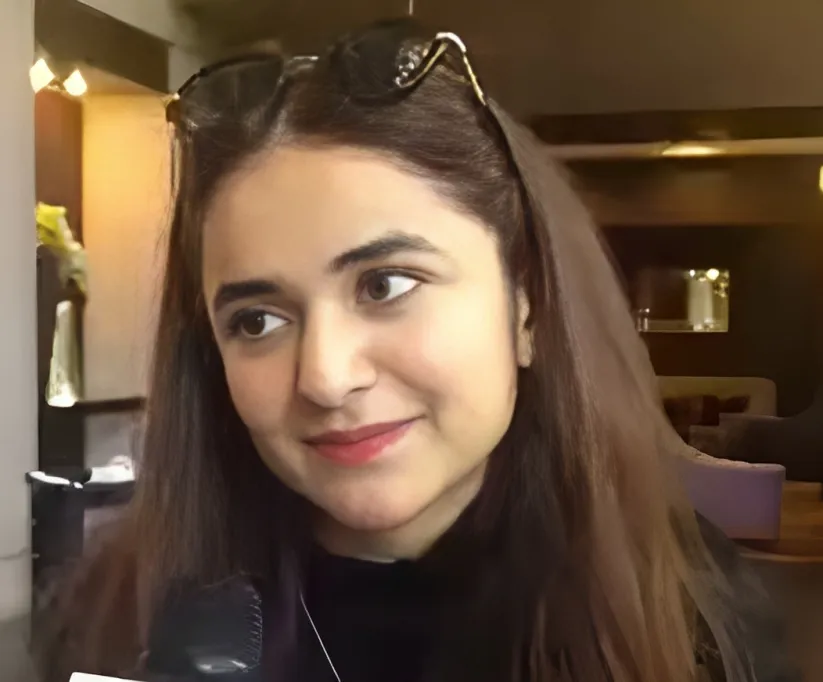 Yumna Zaidi in a Voice of America photograph